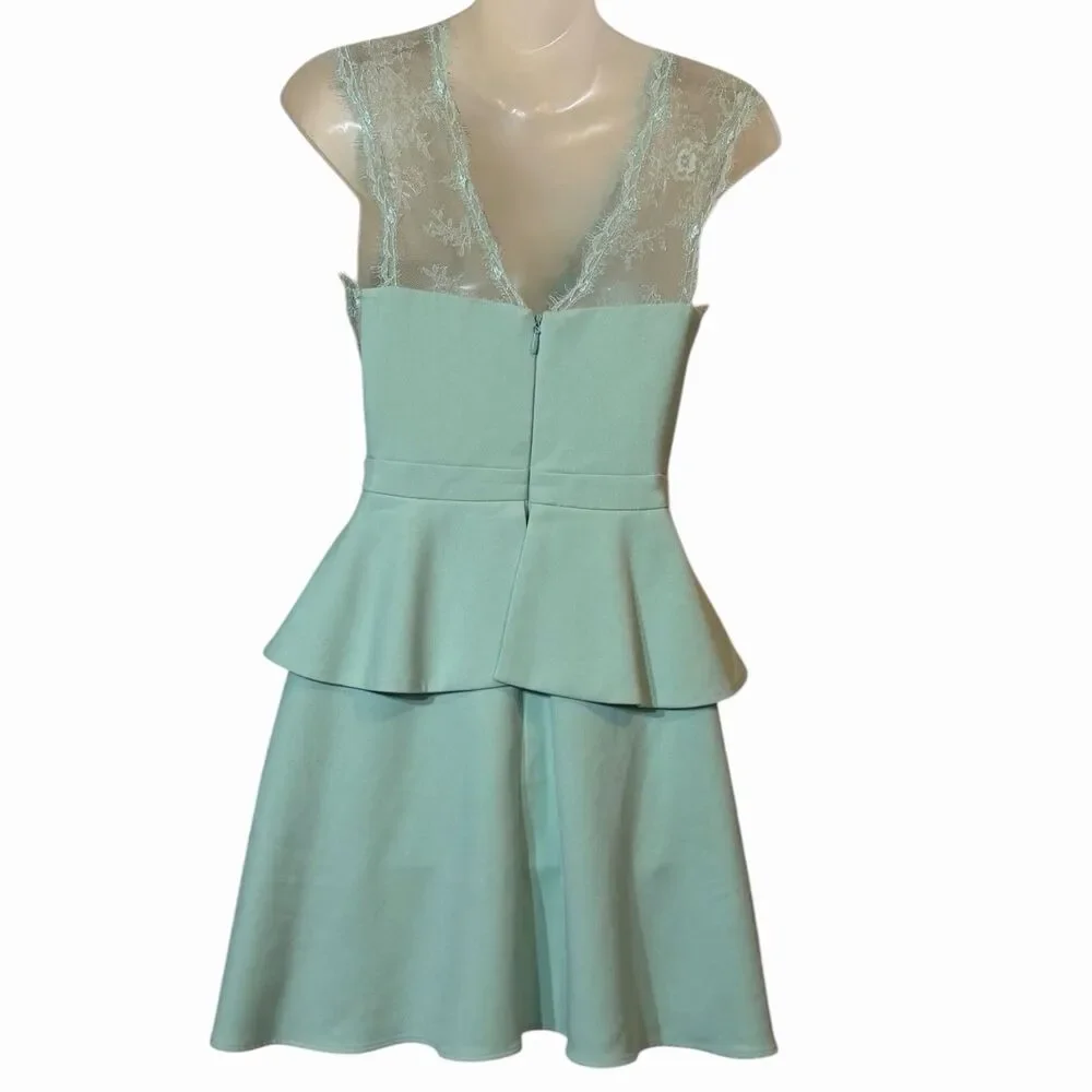 BCBGMAXAZRIA Dress Women 0 Fit Flare Green Lace Peplum Cocktail Party Dress - Picture 3 of 13